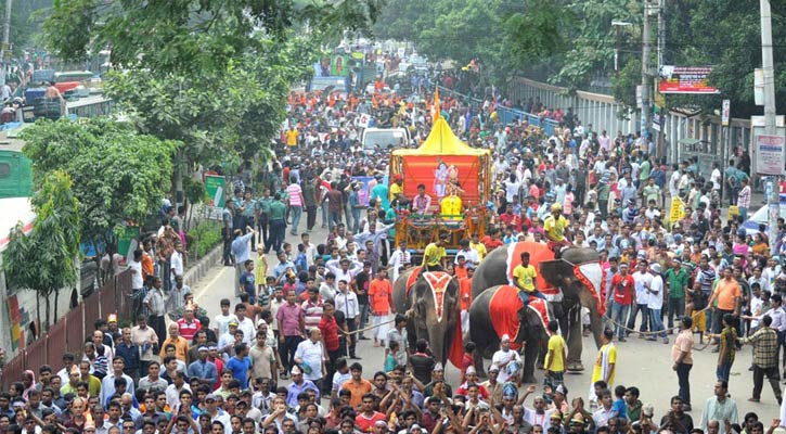 বিকেলে শোভাযাত্রা, এড়িয়ে চলবেন রাজধানীর যেসব সড়ক