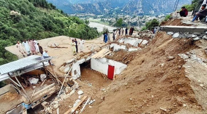 পাকিস্তানে ভারী বৃষ্টিপাতে  ২৪ জনের মৃত্যু