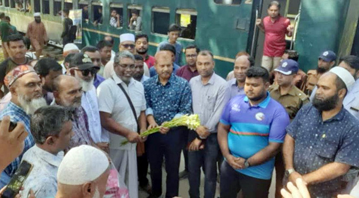 ৫ বছর পর পার্বতীপুর- কুড়িগ্রাম চিলমারী রুটে রমনা মেইল পুনরায় চালু