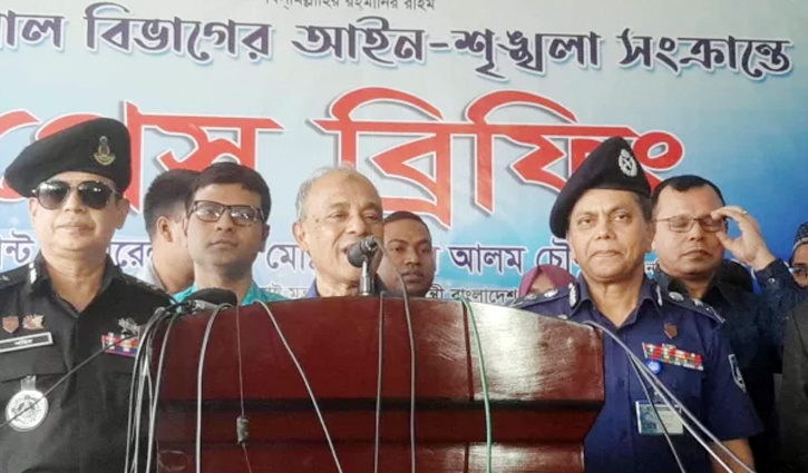 চট্টগ্রামকে নিয়ে ভারতীয় সাংবাদিকরা মিথ্যাচার করছে: স্বরাষ্ট্র উপদেষ্টা