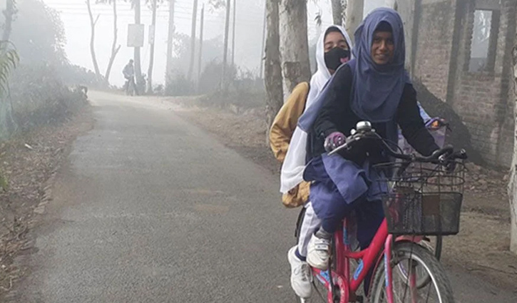 শীতে কাঁপছে চুয়াডাঙ্গা, ১৪ ডিগ্রিতে নামল তাপমাত্রা