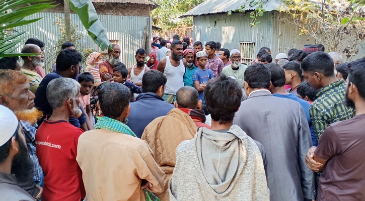 ভূরুঙ্গামারীতে ভটভটি উল্টে চালকের মৃত্যু