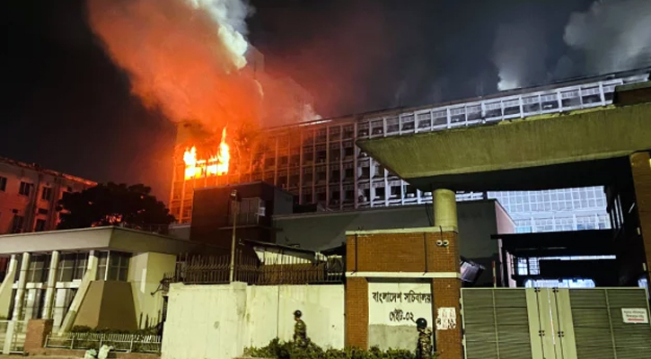 সচিবালয়ে আগুন: স্থানীয় সরকার মন্ত্রণালয়ের ২টি তদন্ত কমিটি গঠন