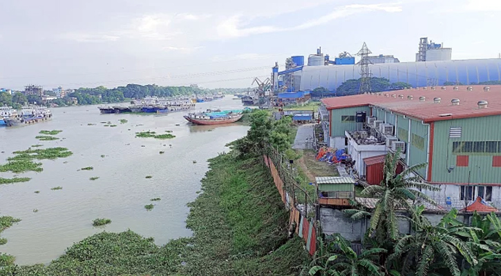 দখল আর দূষণে অস্তিত্বহীন দেশের নদ-নদী