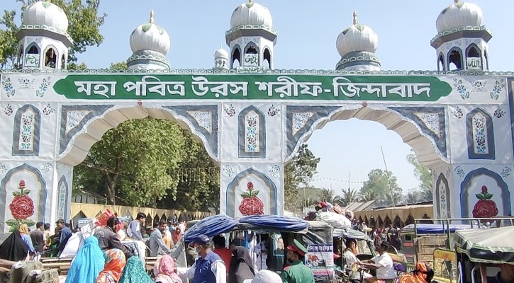 ফরিদপুরের বিশ্ব জাকের মঞ্জিলে চার দিনের উরস শুরু