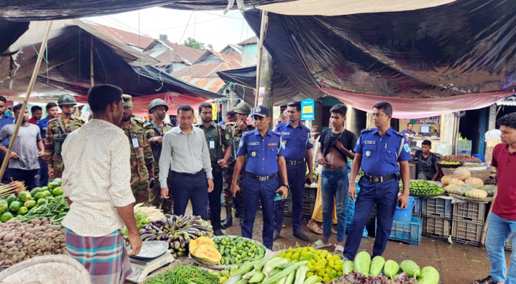 মধ্যনগরে পুলিশ কার্যক্রমে যোগদান সেনা সহ আইন শৃঙ্খলা নিয়ন্ত্রণে অভিযান