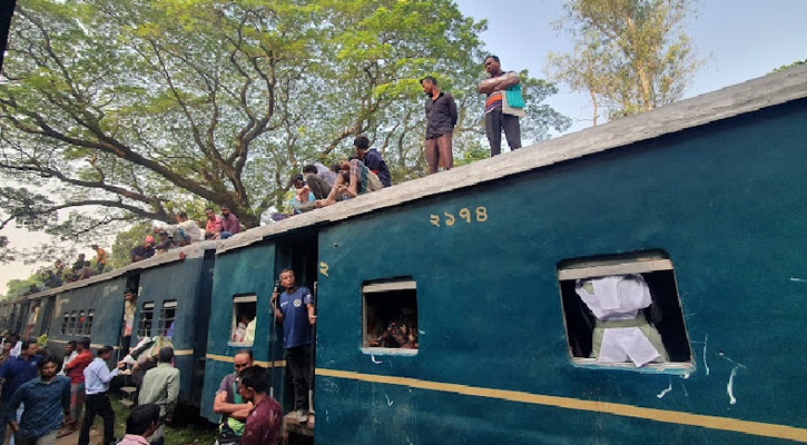 ফের বগুড়ায় ট্রেনের বগি লাইনচ্যুত