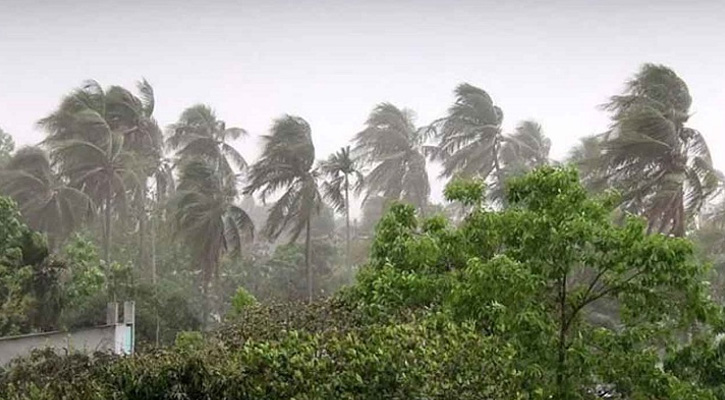 যেসব স্থানে আজ সন্ধ্যায় বজ্রসহ বৃষ্টির আভাস