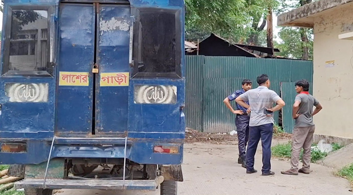 টাঙ্গাইলে ট্রেনের ধাক্কায় ইজিবাইক আরোহী নিহত