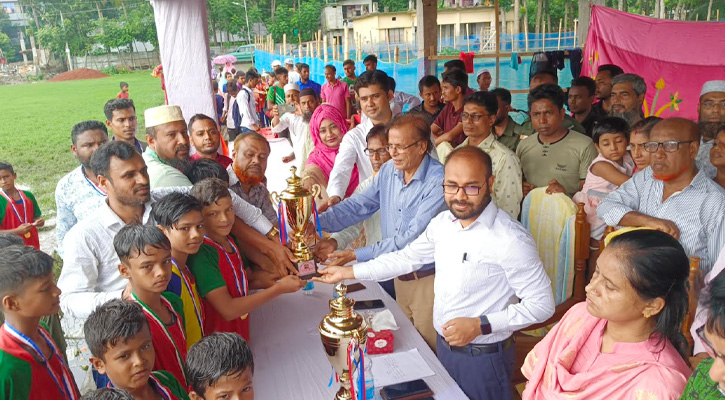 ঝালকাঠিতে বঙ্গবন্ধু ও বঙ্গমাতা গোল্ডকাপ ফুটবল টুর্নামেন্ট ফাইনাল খেলা অনুষ্ঠিত