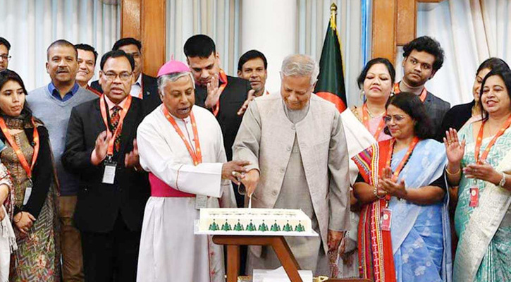 সকলকে দেশের উন্নয়নে এগিয়ে আসার আহ্বান প্রধান উপদেষ্টার