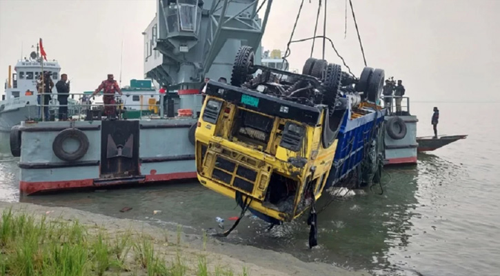 পাটুরিয়ায় ফেরিডুবি: ৫ দিন পর ১ জনের মরদেহ উদ্ধার