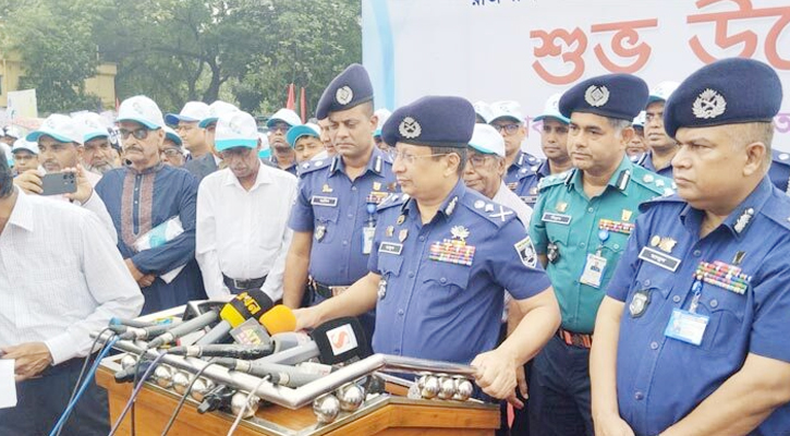 ব্যক্তির দুর্নীতির দায় পুলিশ নেবে না: বেনজির ইস্যুতে আইজিপি