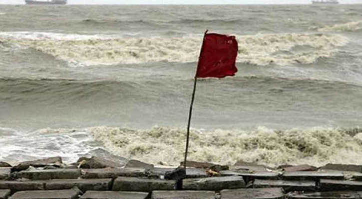 দেশের সব সমুদ্রবন্দরকে ৩ নম্বর সতর্ক সংকেত