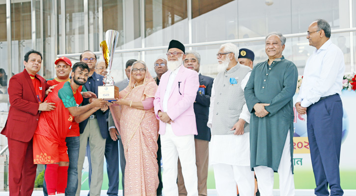 আ.লীগ সরকার খেলাধুলার উন্নয়নকে প্রাধান্য দিয়েছে: প্রধানমন্ত্রী