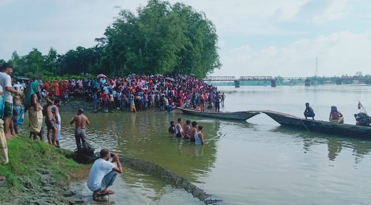 ভূরুঙ্গামারীতে বল তুলতে গিয়ে দুধকুমার নদে ডুবে শিক্ষার্থীর মৃত্য